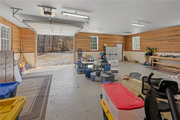 $899,900 | 204 Riverlake Road, Fair Play, SC 29643