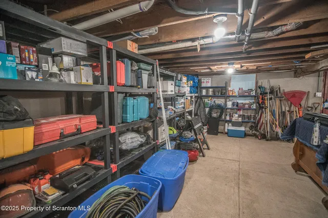 $500,000 | 260 Baylors Lake Road, Fleetville, PA 18420