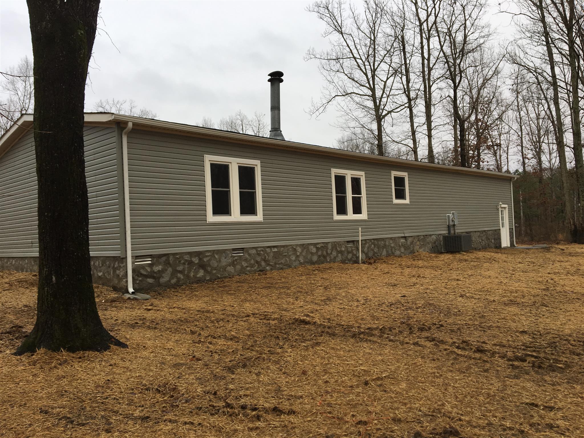 7477 Oak Springs Road Nunnelly, TN 37137 - Photo 4 of 29 Gallery Image 4