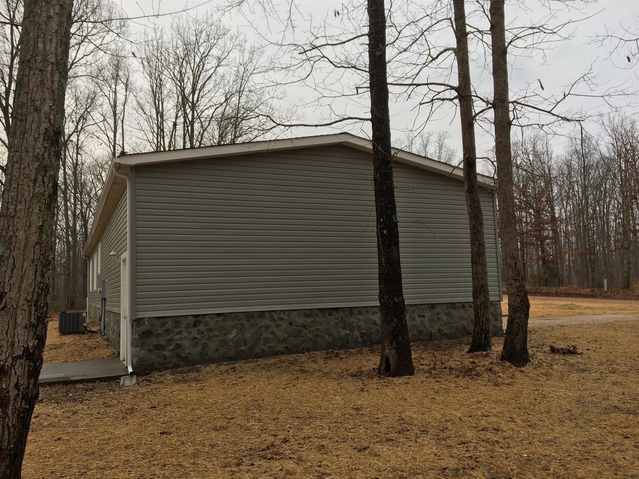 7477 Oak Springs Road Nunnelly, TN 37137 - Photo 7 of 29 Gallery Image 7