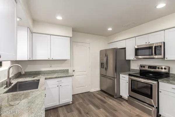 $325,000 | 335 South Stardust Lane, Apache Junction, AZ 85120