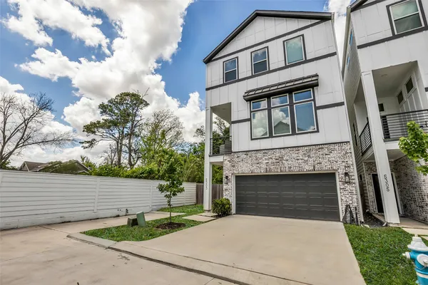 $2,400 | 5303 Donovan Gdns Lane, Houston, TX 77091