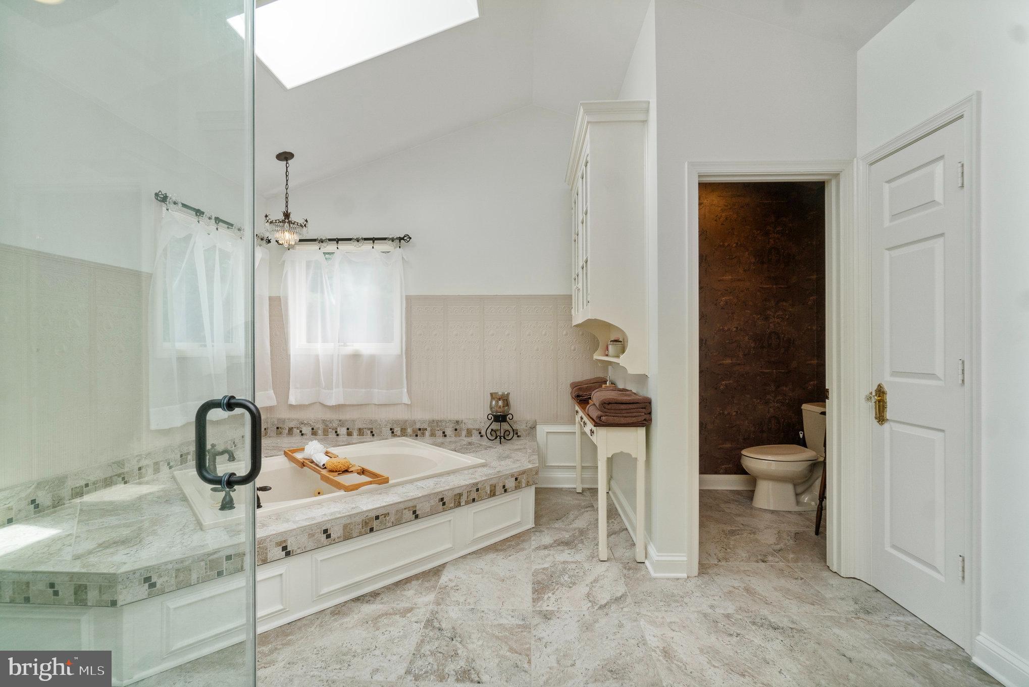 11256 Waples Mill Road Oakton, VA 22124 - Photo 30 of 60