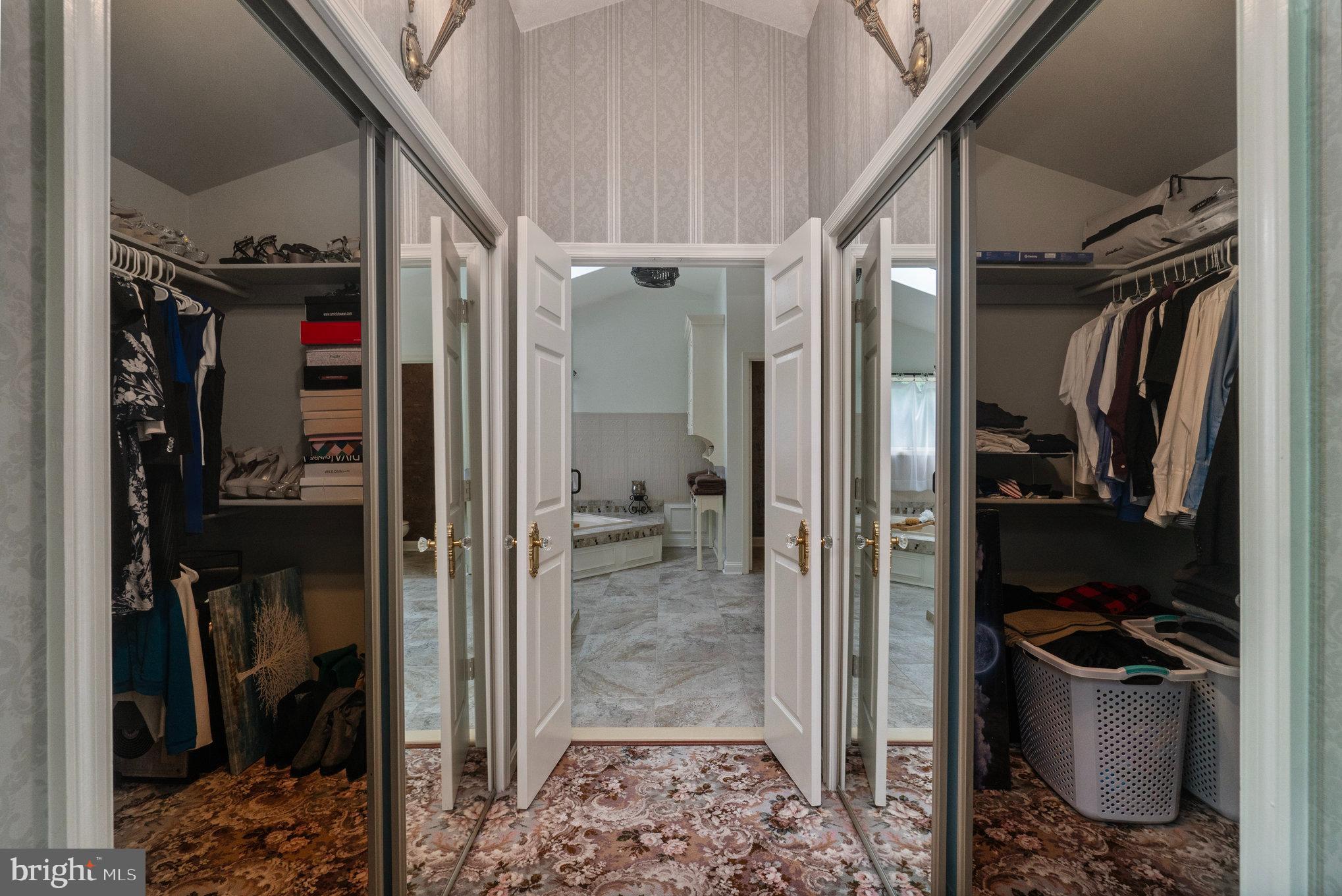 11256 Waples Mill Road Oakton, VA 22124 - Photo 32 of 60