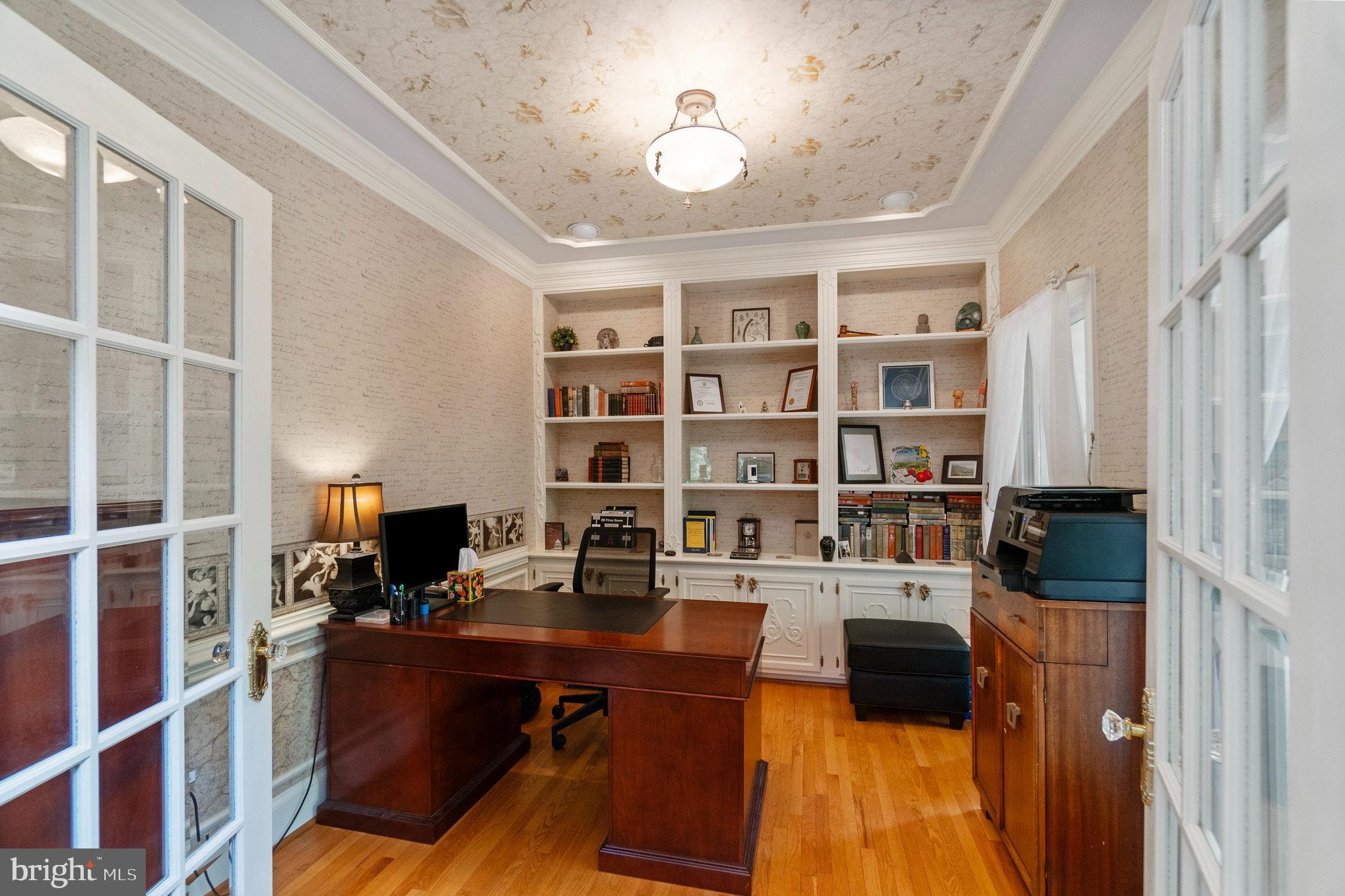 11256 Waples Mill Road Oakton, VA 22124 - Photo 10 of 60