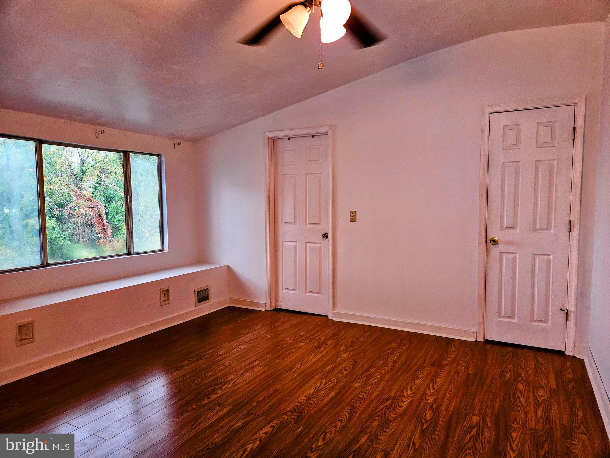 355 Sturtons Lane Pasadena, MD 21122 - Photo 17 of 20 Primary bedroom with water views.