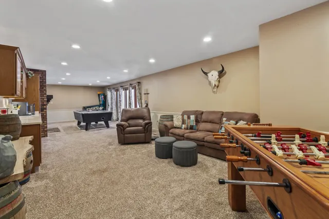 $950,000 | W290-s4827 Parke Lane West, Waukesha, WI 53189