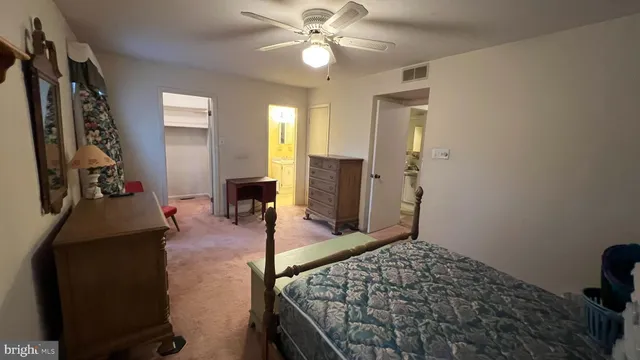 $299,900 | 10 Cedar Hill Drive, Sicklerville, NJ 08081