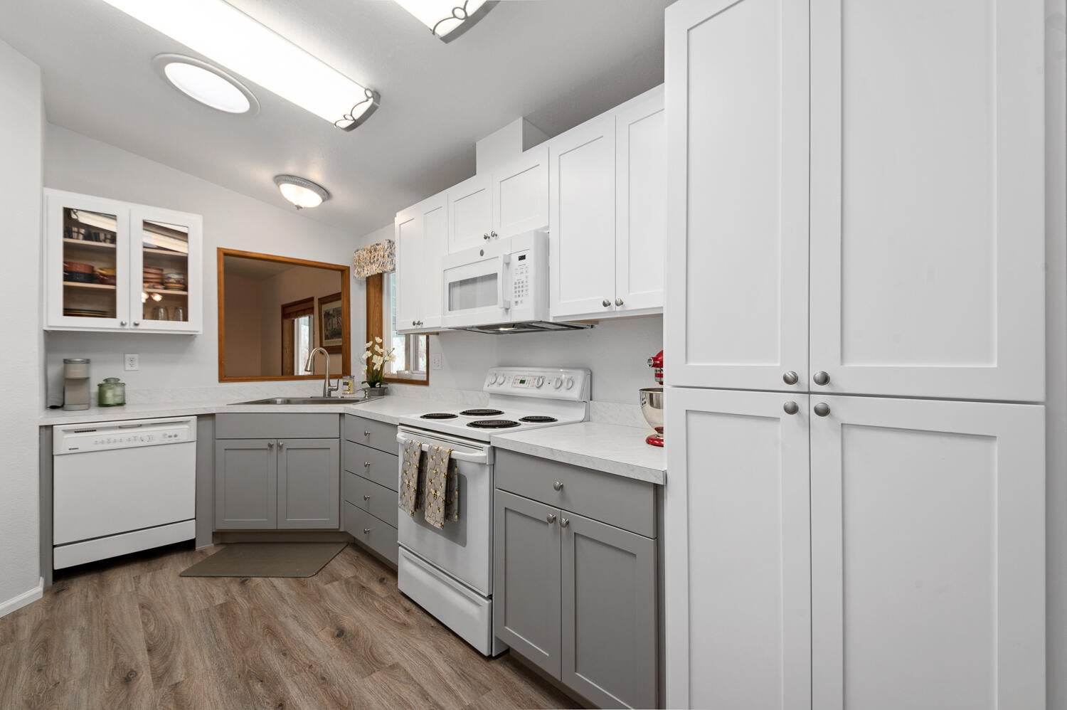 16213 Hawks Lair Road La Pine, OR 97739 - Photo 16 of 39 16213HawksLairRd-9