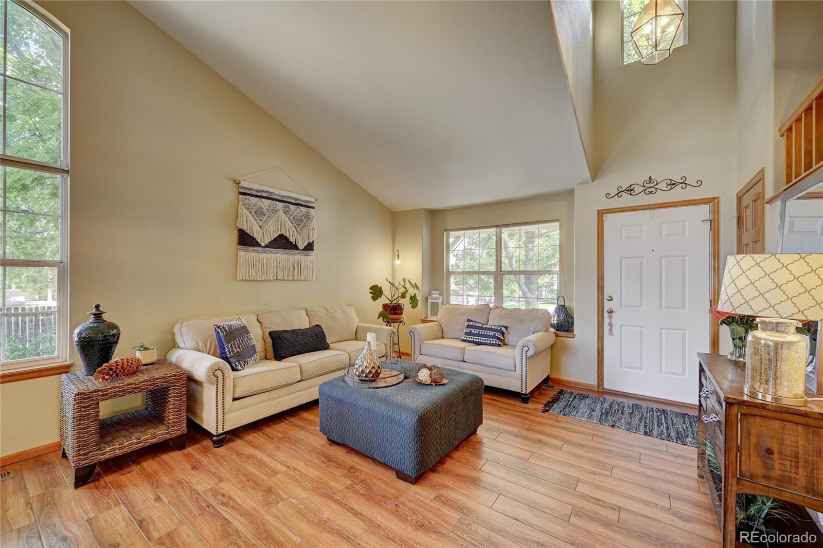 8257 South Reed Way Littleton, CO 80128 - Photo 3 of 38 Gallery Image 3