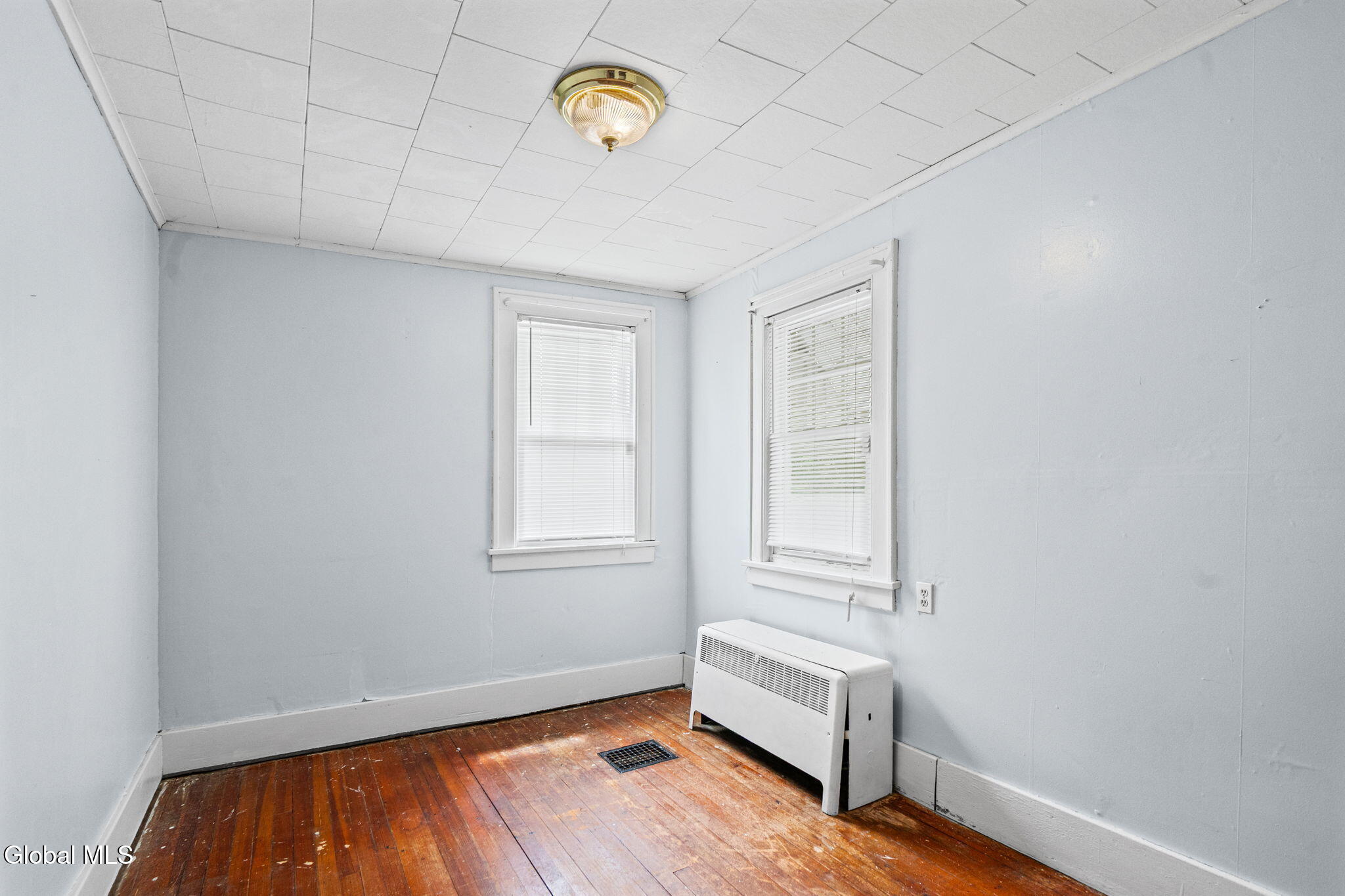 36 New Turnpike Road Troy, NY 12182 - Photo 18 of 20 Bedroom 3