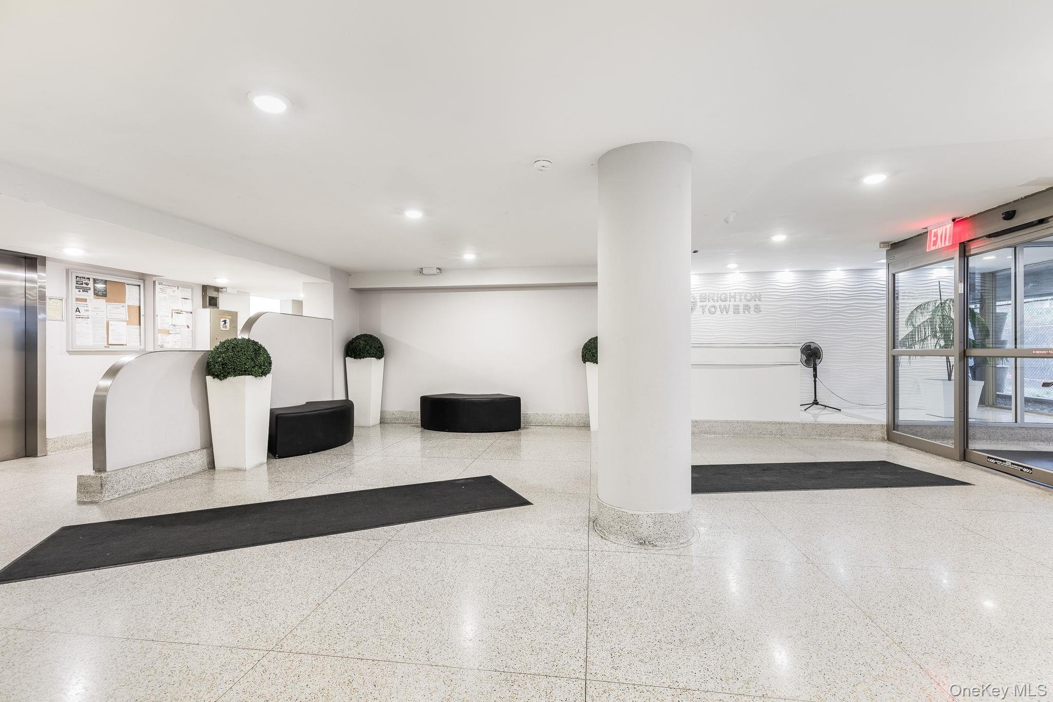 40 Brighton 1st Road, Unit 3J Brooklyn, NY 11235 - Photo 2 of 23 View of lobby