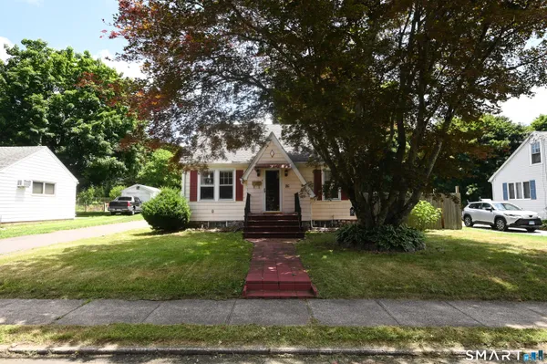 $339,000 | 26 Laurel Avenue, Naugatuck, CT 06770