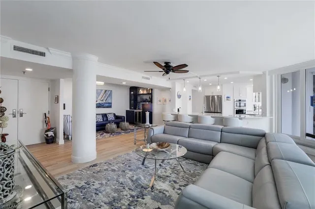 $18,500 | 4041 Gulf Shore Boulevard North, Unit 1705, Naples, FL 34103