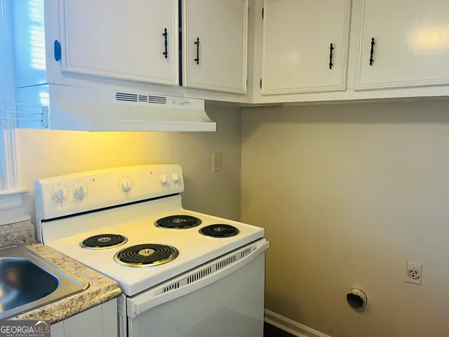 $950 | 17 Curran Avenue, Unit A, LaGrange, GA 30241