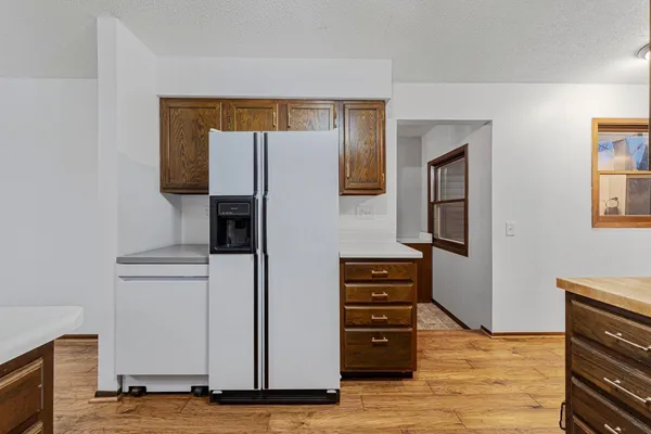 $214,900 | 351 1st Avenue Northeast, Wells, MN 56097