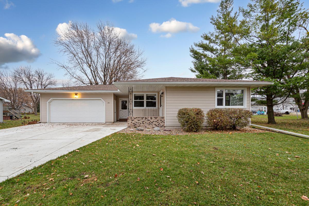 351 1st Avenue Northeast Wells, MN 56097 - Photo 3 of 44