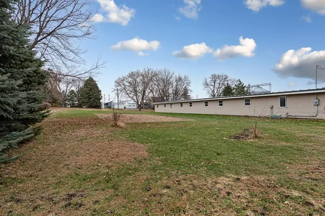 $235,900 | 351 1st Avenue Northeast, Wells, MN 56097