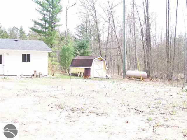 5554 Allen Road Alger, MI 48610 - Photo 3 of 13 1745042-2.JPG