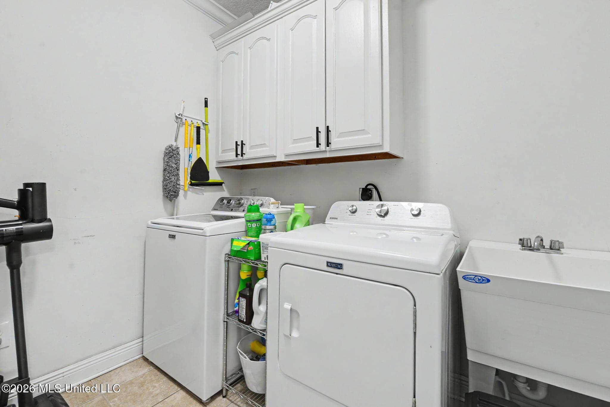 6211 Crump Road Kiln, MS 39556 - Photo 30 of 51 Laundry Room