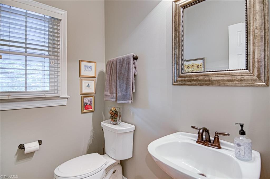 5001 Haystack Hill Road Winston-Salem, NC 27106 - Photo 11 of 38 Gallery Image 11