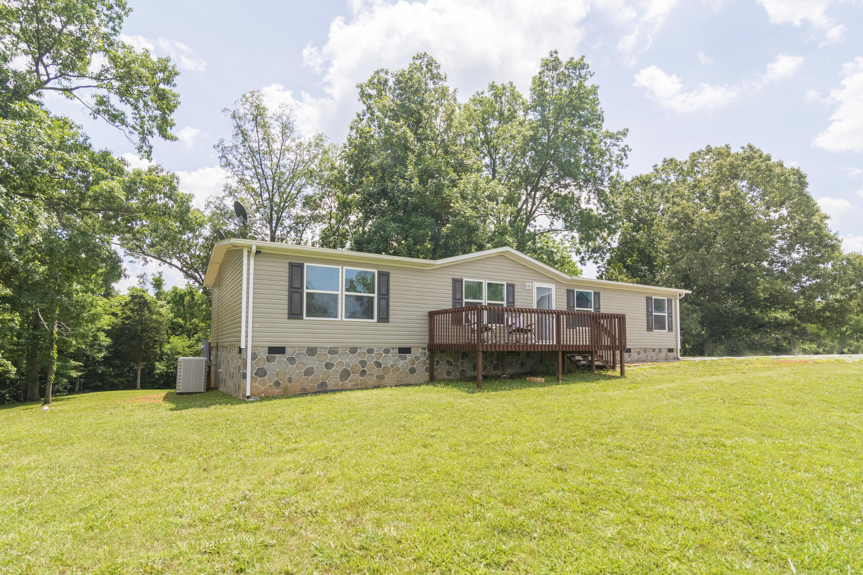 2558 May Road Talbott, TN 37877 - Photo 2 of 32 2558 May Rd. 02