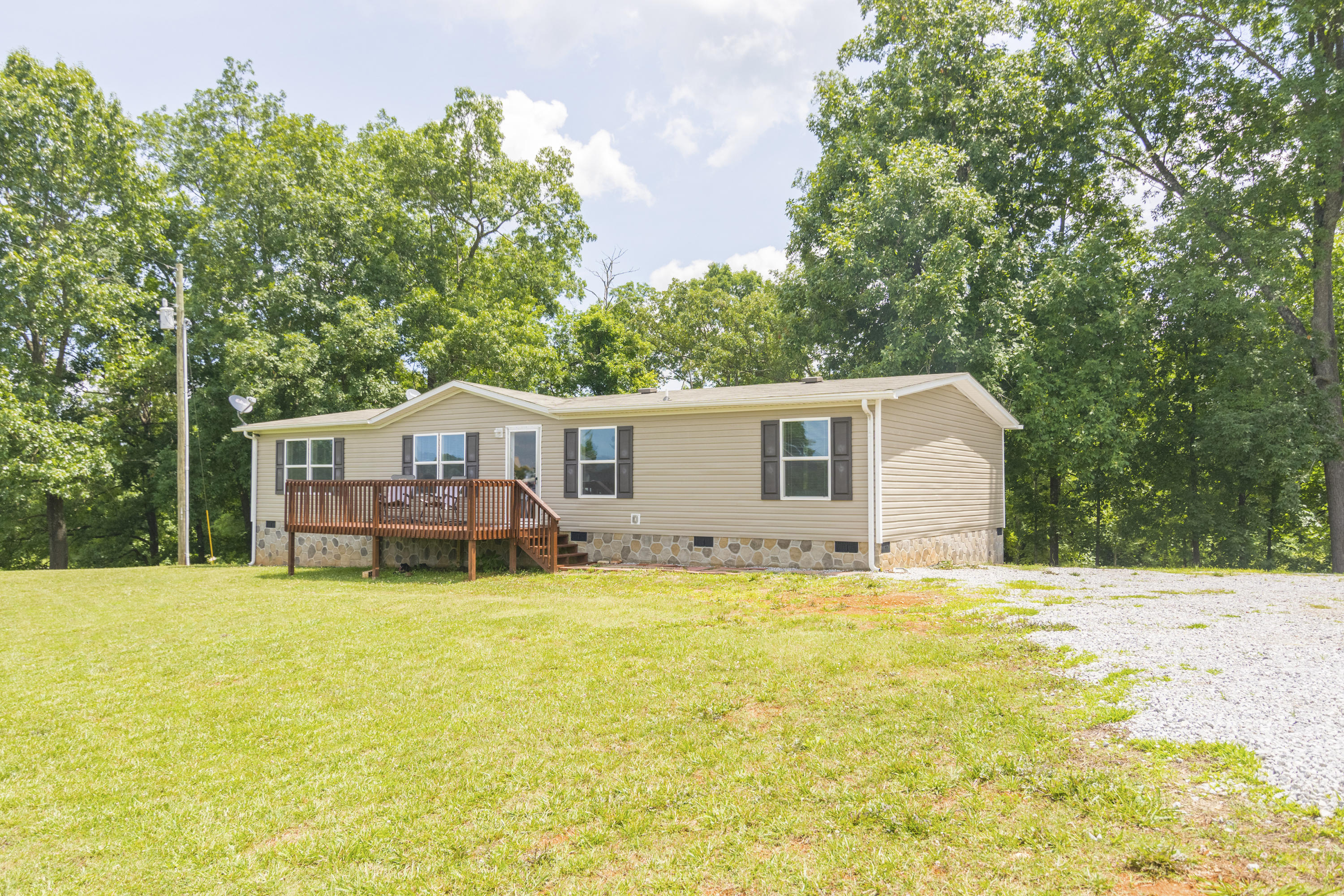 2558 May Road Talbott, TN 37877 - Photo 3 of 32 2558 May Rd. 03