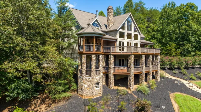 $1,850,000 | 2579 Highway 66, Young Harris, GA 30582