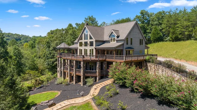 $1,850,000 | 2579 Highway 66, Young Harris, GA 30582