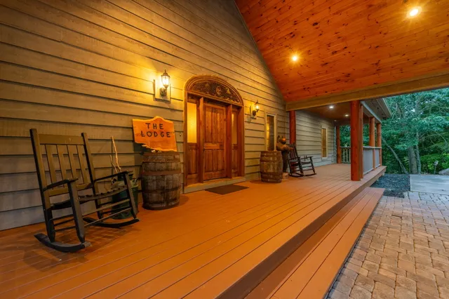 $1,850,000 | 2579 Highway 66, Young Harris, GA 30582