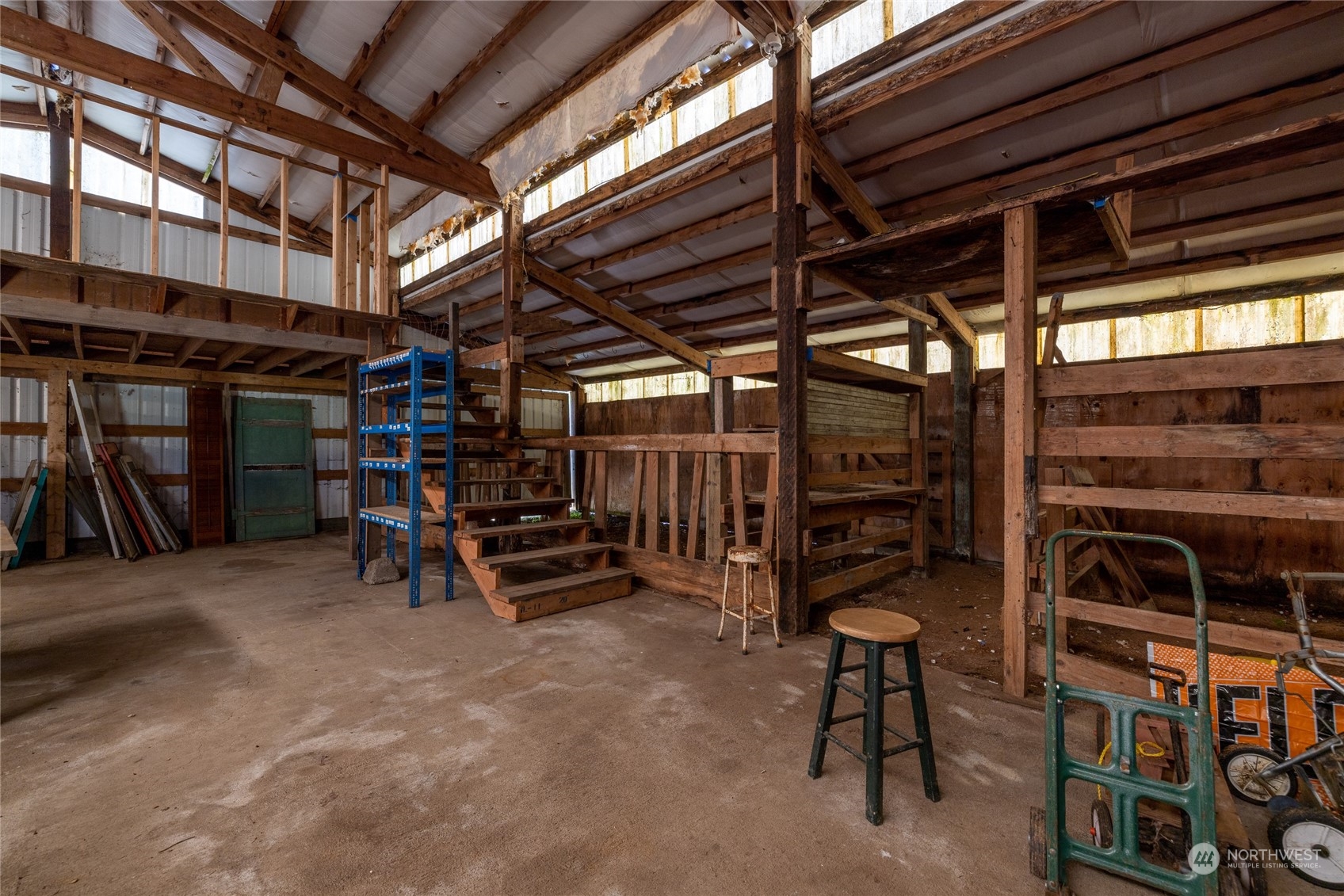 828 Lucas Creek Road Chehalis, WA 98532 - Photo 6 of 36 a view of a room with gym equipment