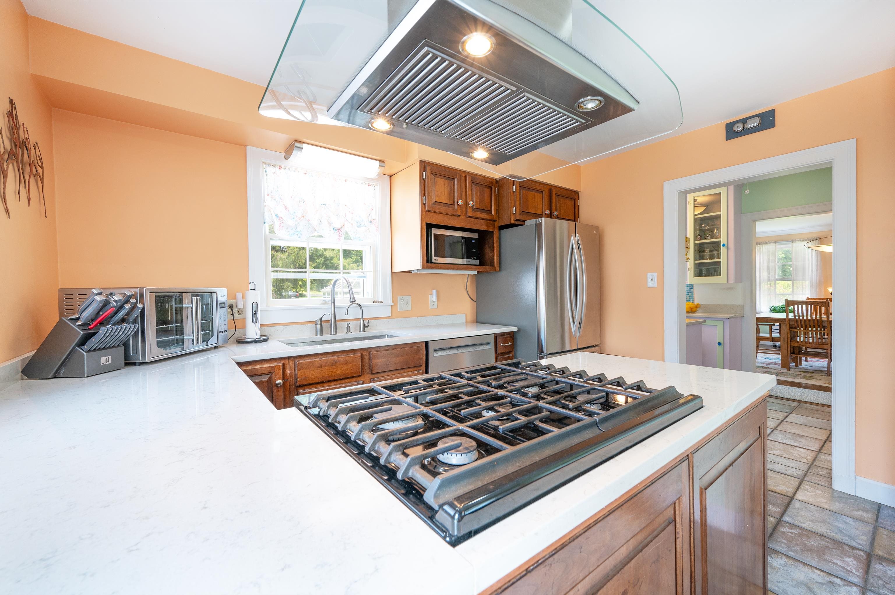 135 Bellevue Avenue Rutland, VT 05701 - Photo 12 of 44