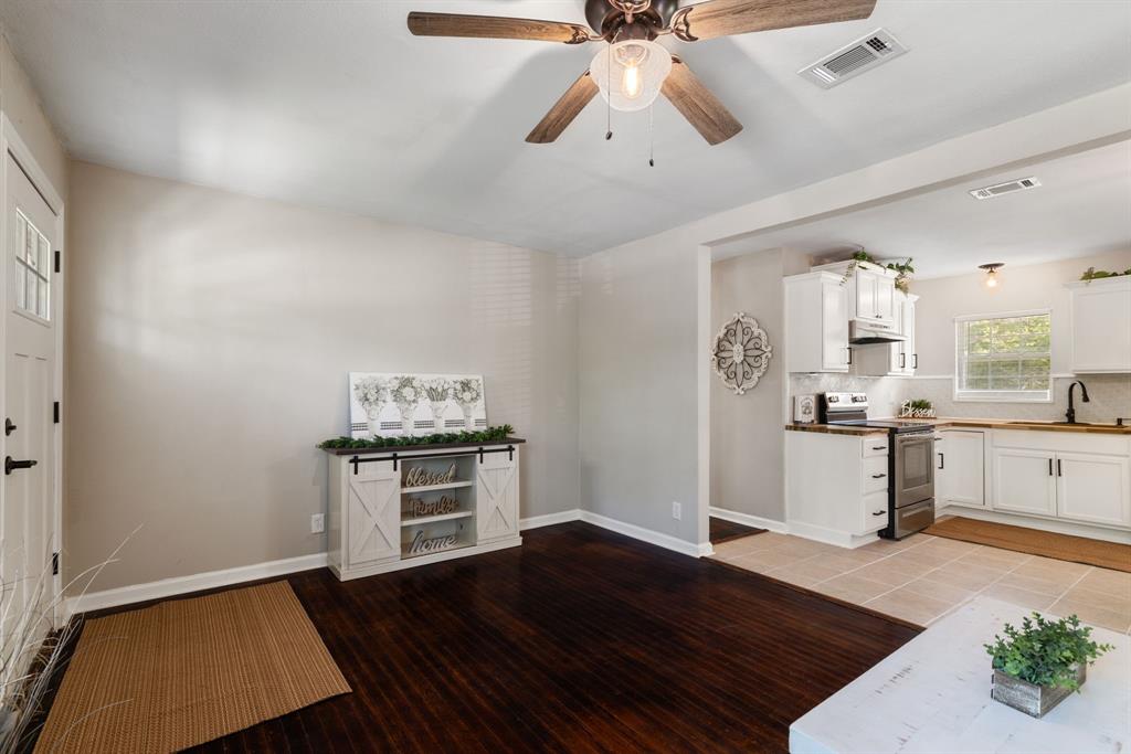 1104 Redbud Road Denison, TX 75020 - Photo 6 of 17