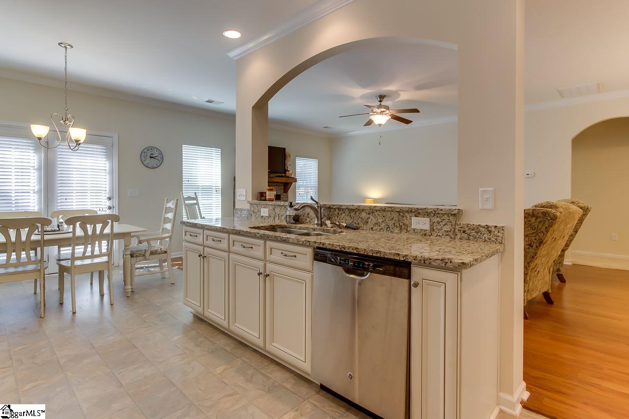 622 South Windowpane Way Duncan, SC 29334 - Photo 16 of 36 Gallery Image 16
