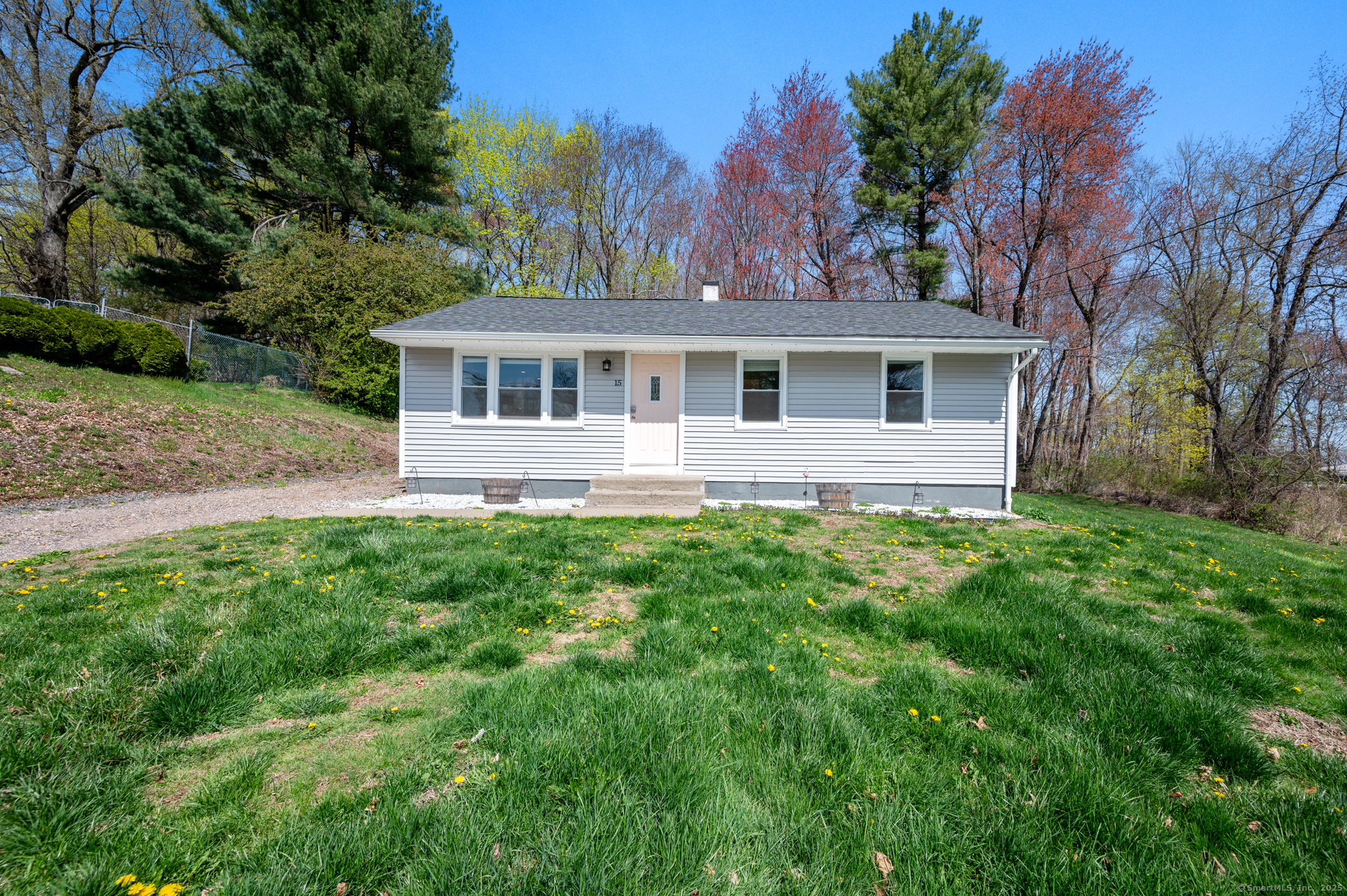 15 Cricket Road East Windsor, CT 06088 - Photo 1 of 1 Gallery Image 1