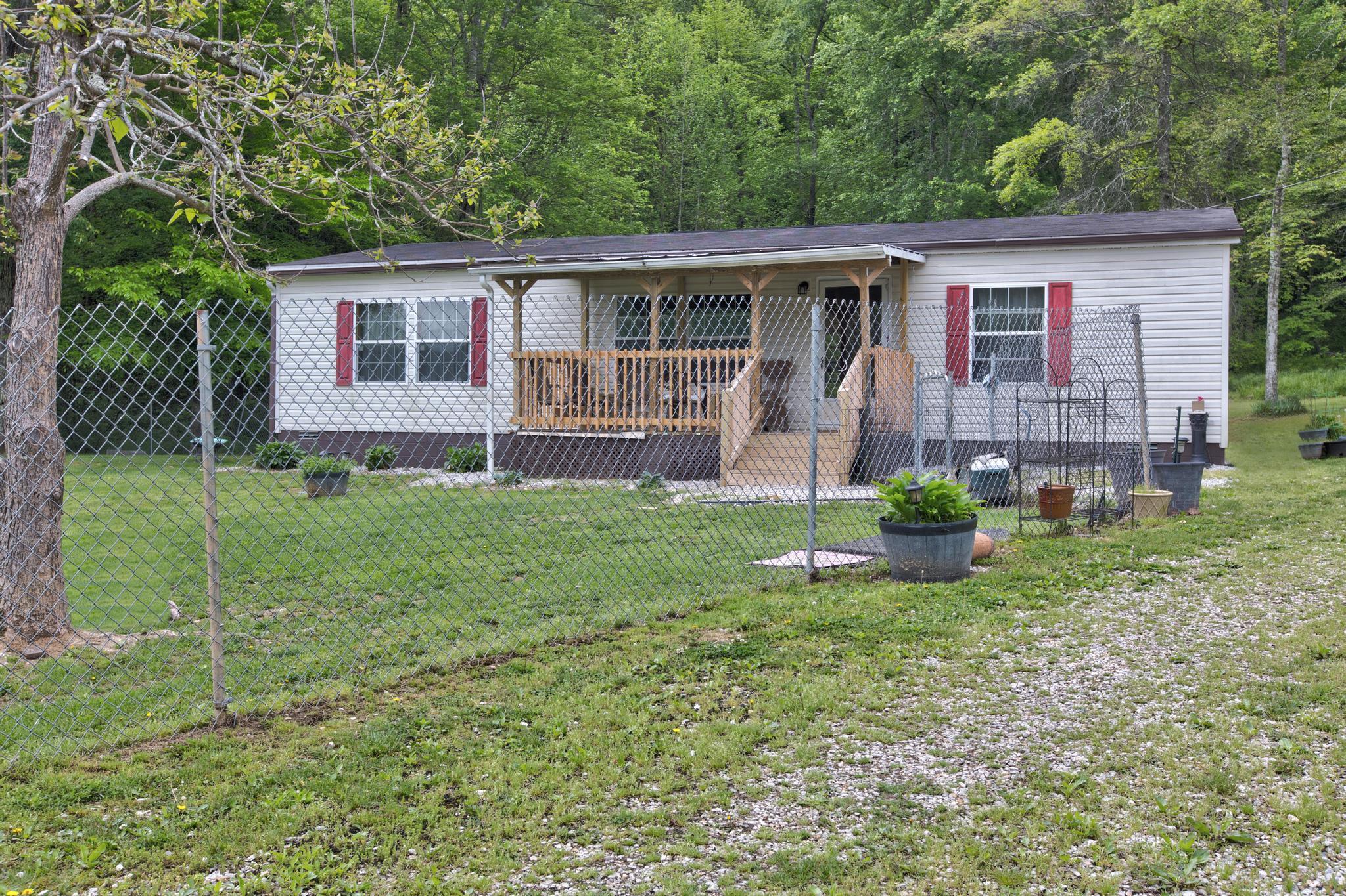 2115 Elk Lick Road Salt Lick, KY 40371 - Photo 2 of 27 PWM28684_5_6