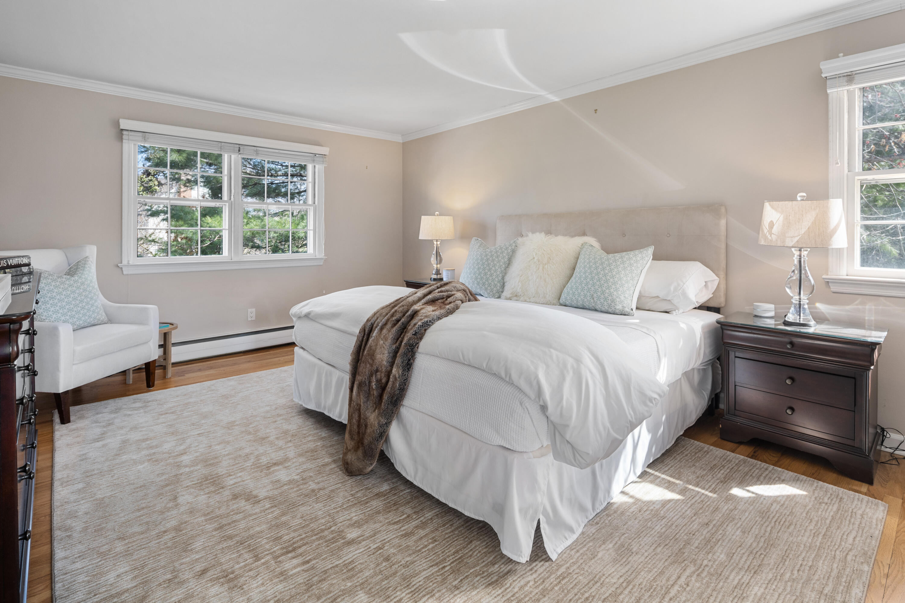 9 Duffy's Lane Darien, CT 06820 - Photo 22 of 42 a bed room with a bed and a window