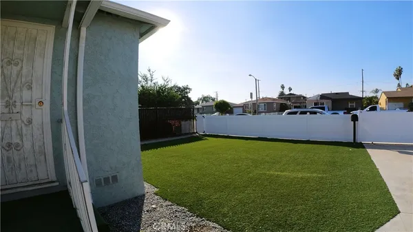 $570,000 | 1808 North Grape Avenue, Compton, CA 90222