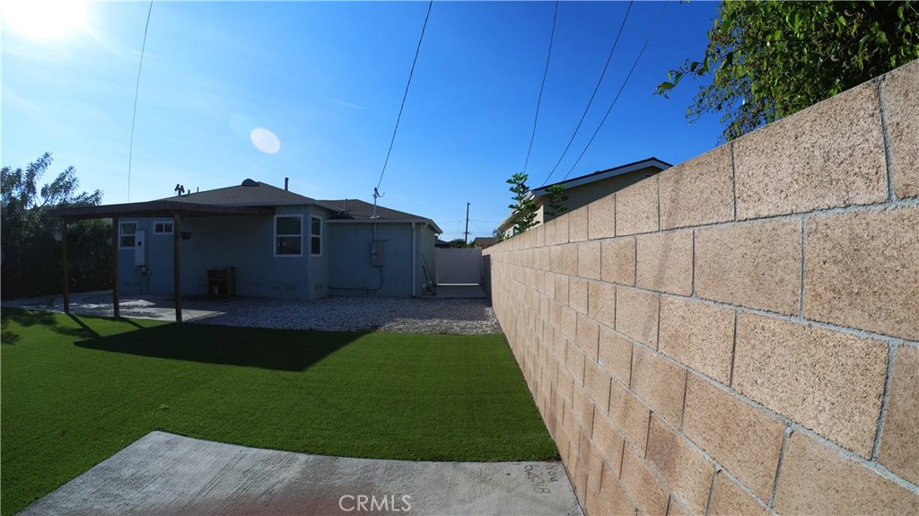 1808 North Grape Avenue Compton, CA 90222 - Photo 9 of 35 a view of a back yard of the house