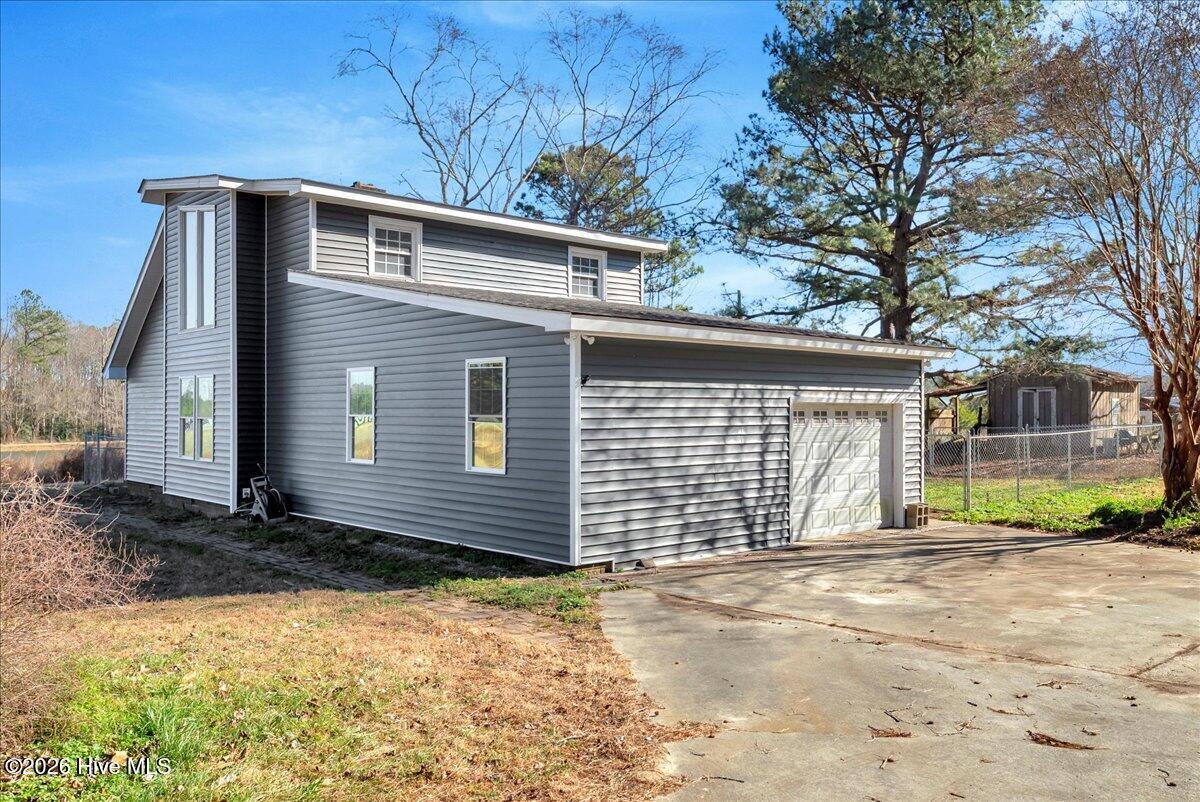 394 Mallie Pearce Road Zebulon, NC 27597 - Photo 3 of 43 12-DSC00516