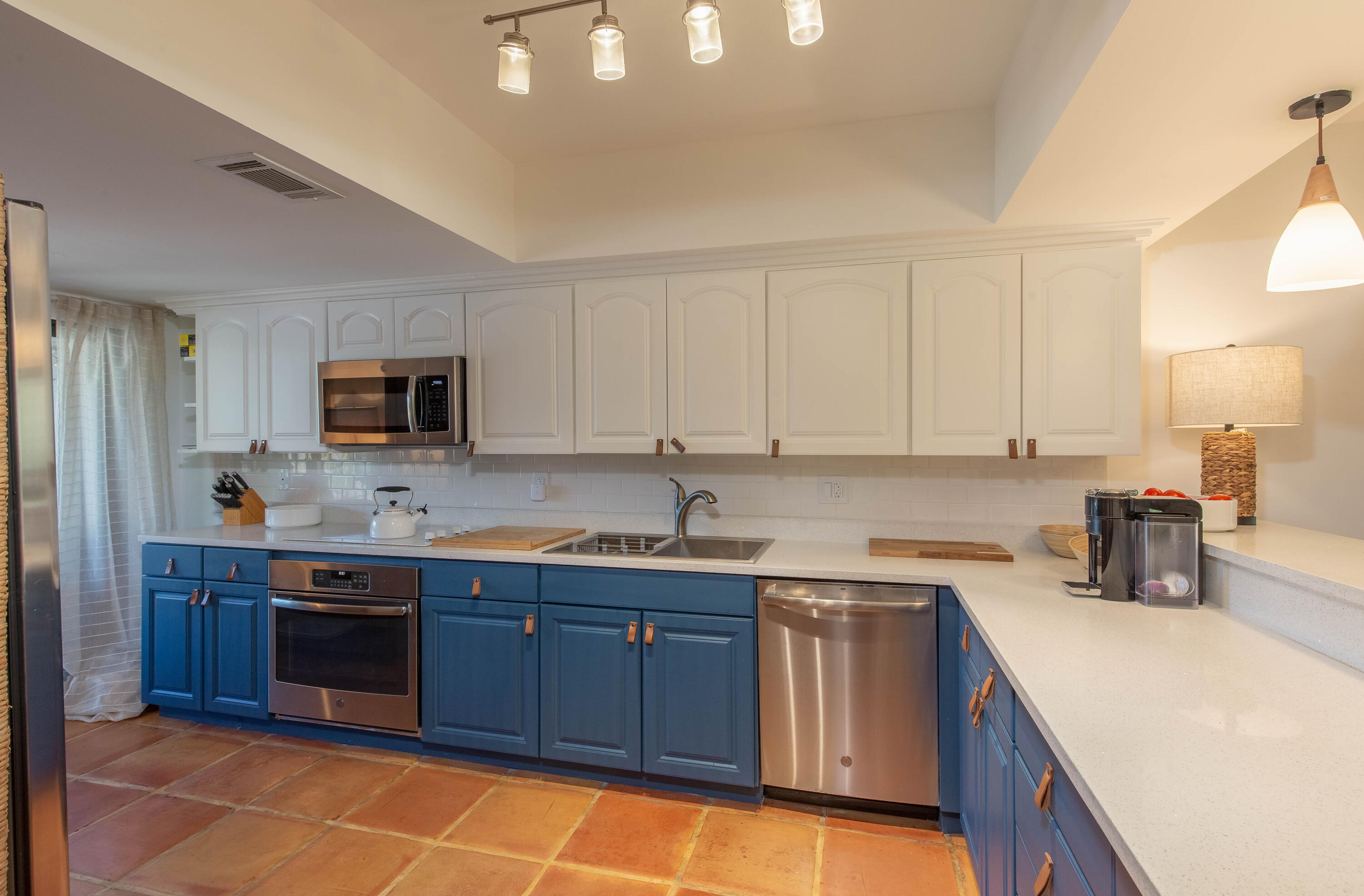 13329 Polo Club Road, Unit 204 Wellington, FL 33414 - Photo 6 of 21 7