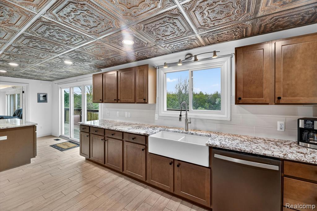 11280 Hegel Road Goodrich, MI 48438 - Photo 11 of 61