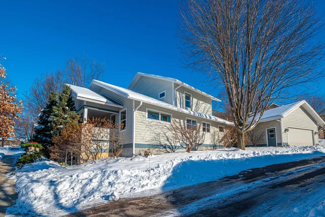 $820,000 | 6811 Aldo Leopold Way, Middleton, WI 53562