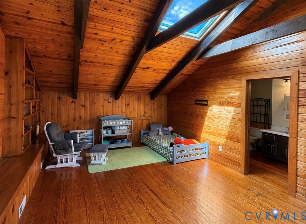 18318 Wards Creek Road Disputanta, VA 23842 - Photo 7 of 16 a living room with furniture and a wooden floor