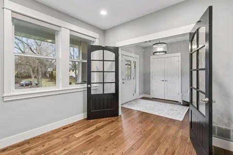$1,125,000 | 13222 Dahlgren Road, Minnetonka, MN 55305
