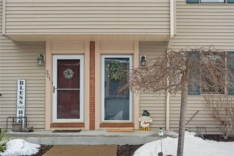 $250,000 | 203 Woodhaven Drive, Seven Fields, PA 16046