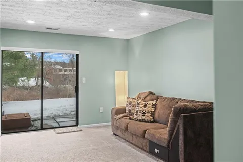 $250,000 | 203 Woodhaven Drive, Seven Fields, PA 16046