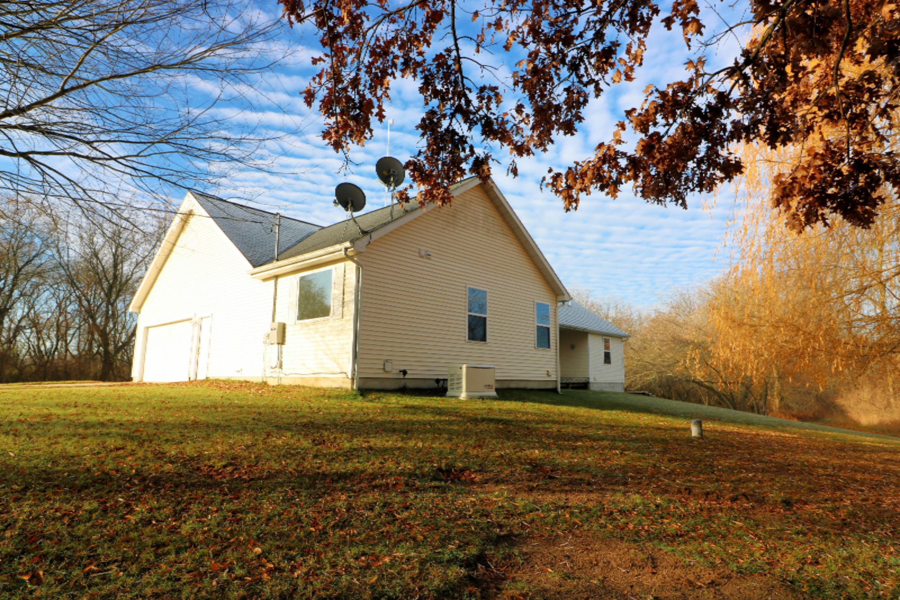4556 County Farm Road Greenville, MI 48838 - Photo 5 of 6 9685 1111111