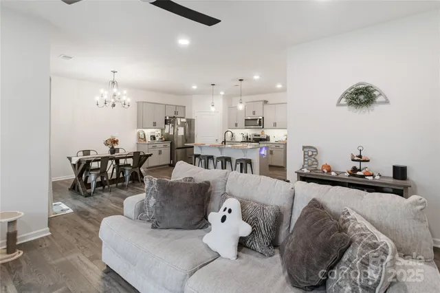 $449,900 | 345 Ridgeview Lane, Mars Hill, NC 28754