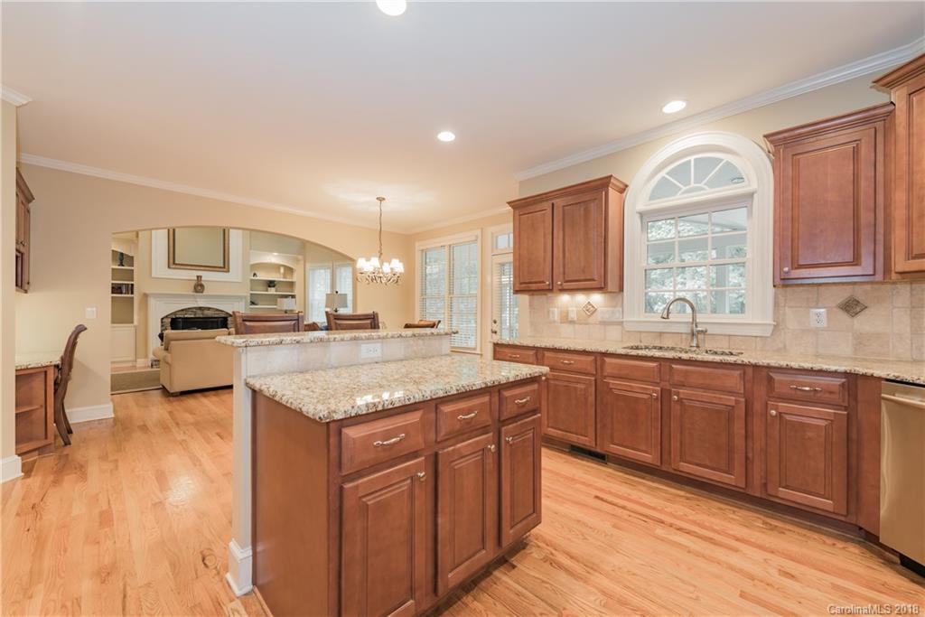 11010 Fox Hedge Road Matthews, NC 28105 - Photo 11 of 34 Gallery Image 11